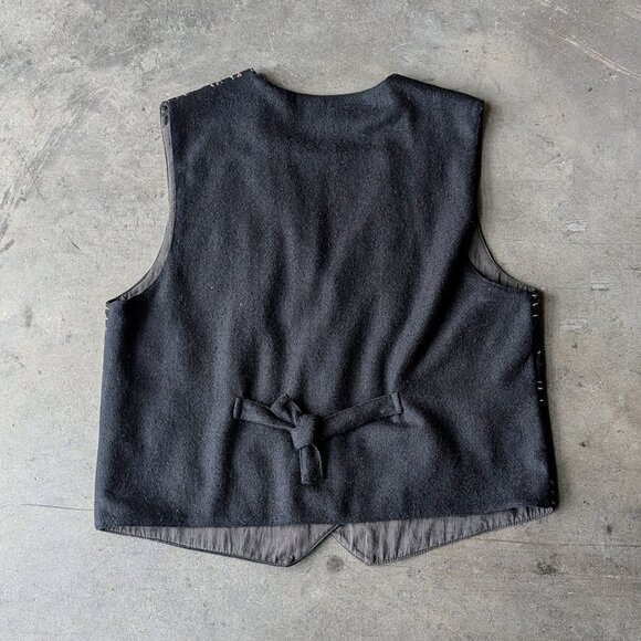 Vintage Winona Knits Navy Red Yellow Floral Embroidered Wool Vest large - Picture 6 of 6